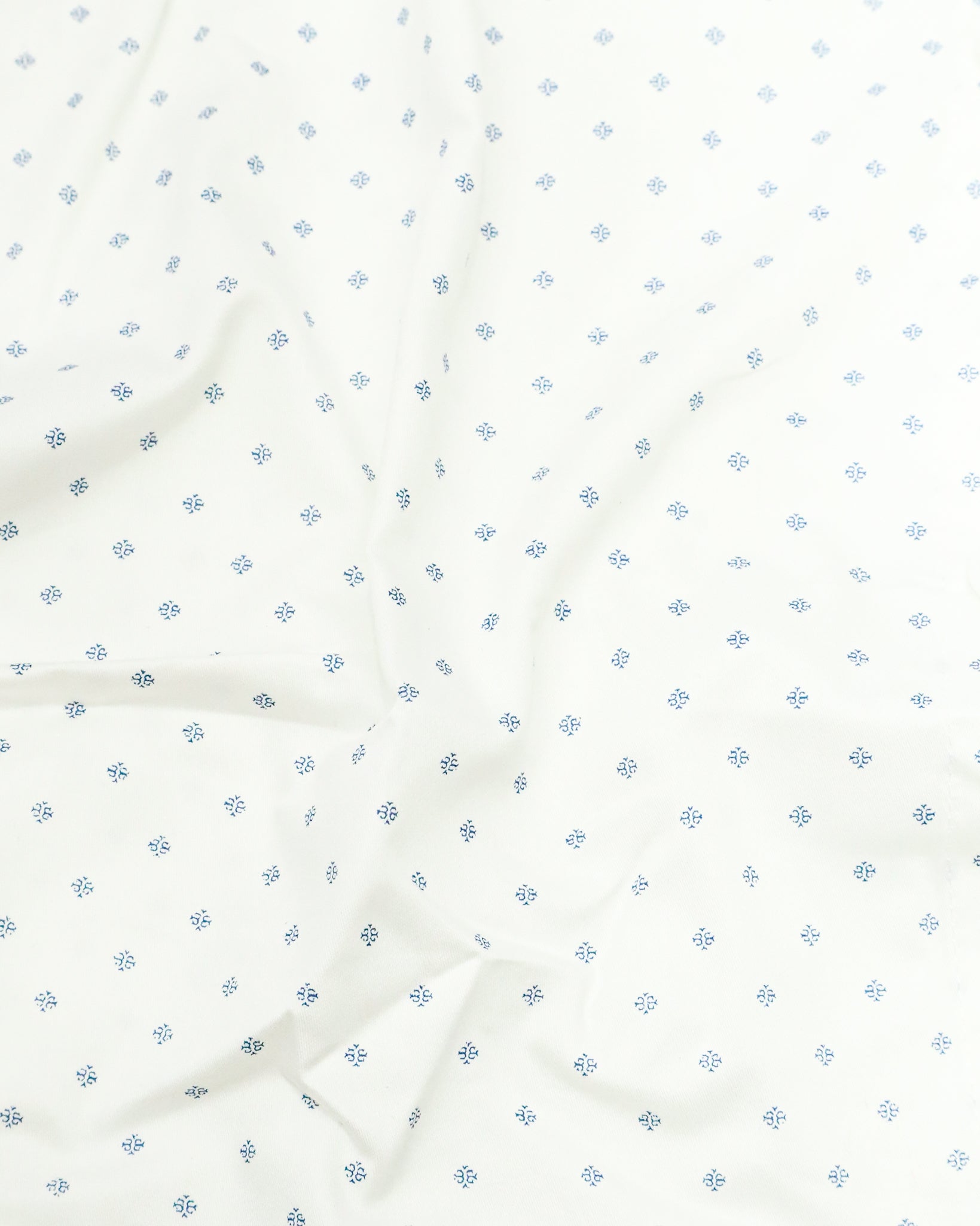 Men's Slim Fit White Geometric Print Cotton Shirt