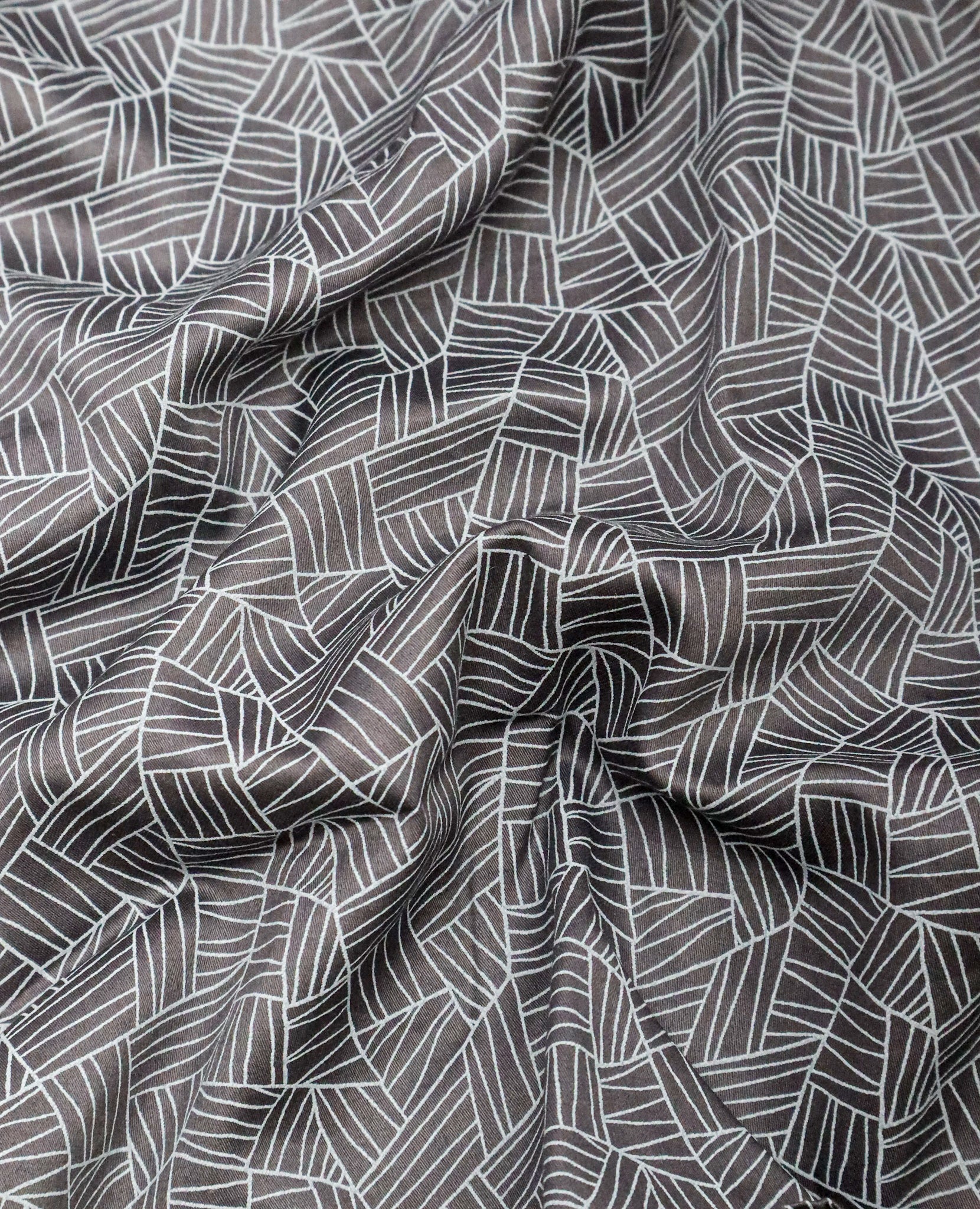 Men’s Slim Fit Dark Grey Geometric Line Cotton Shirt