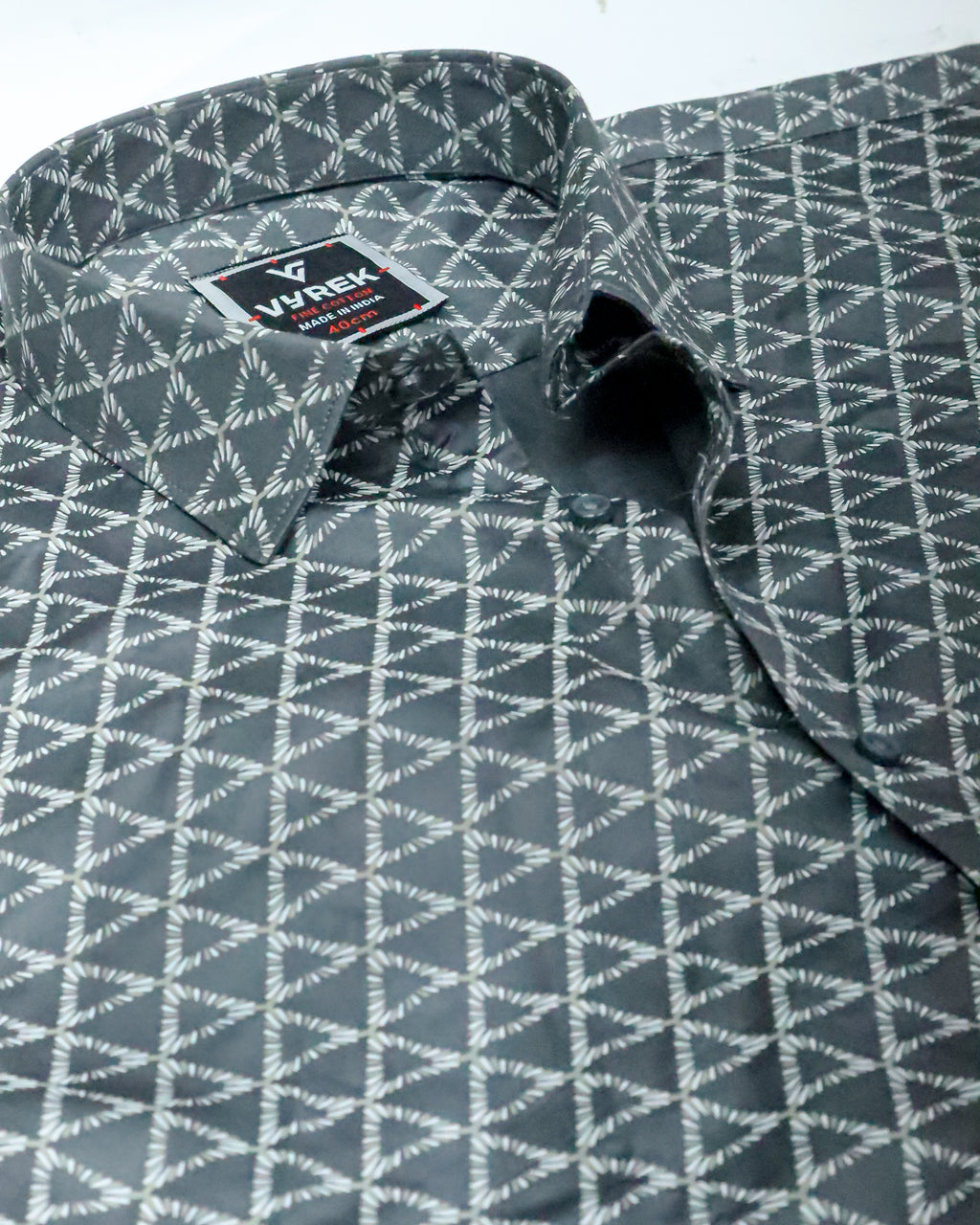 Men's Slim Fit Grey Geometric Printed Cotton Shirt