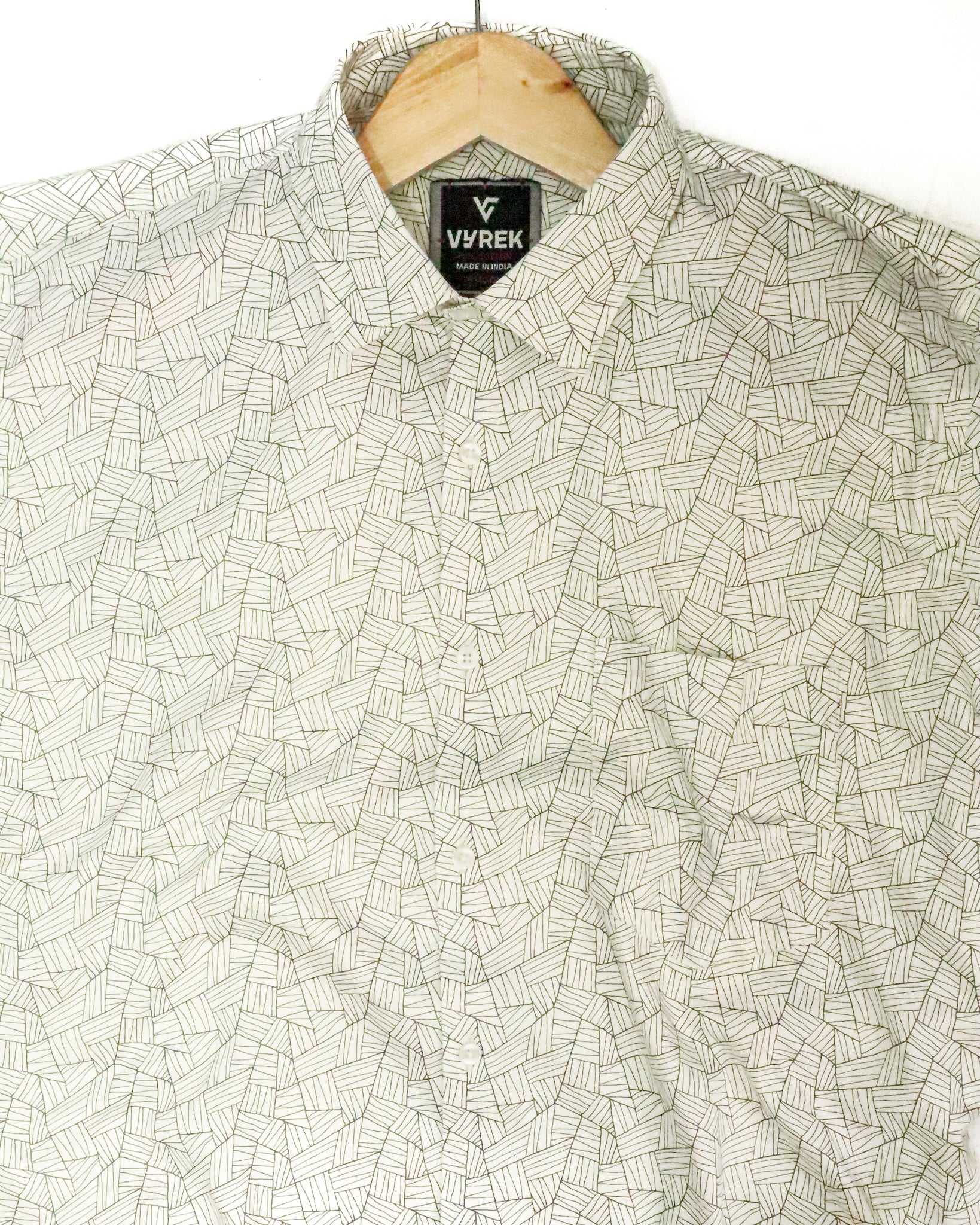 Men's Slim Fit Off White Abstract Line Print Cotton Shirt