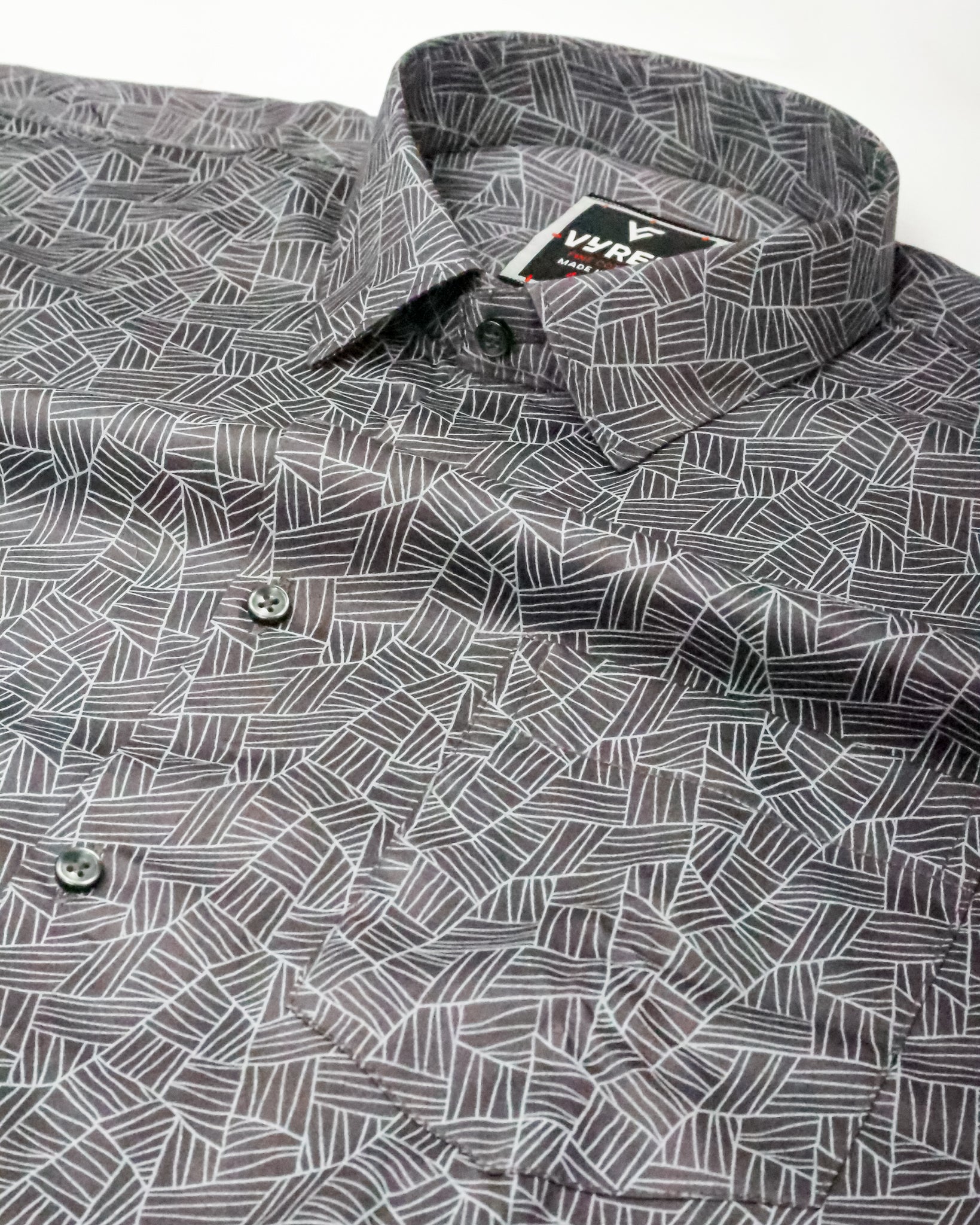 Men’s Slim Fit Dark Grey Geometric Line Cotton Shirt