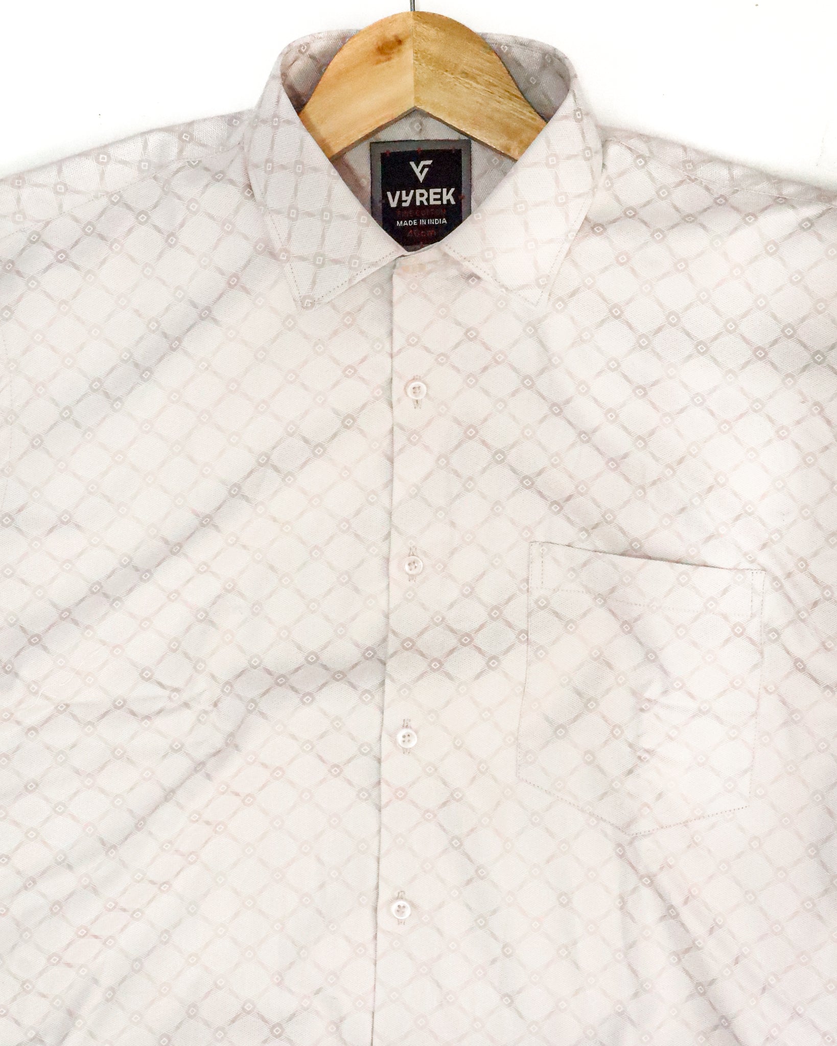 Men’s Slim Fit Off-White Textured Geometric Jacquard Shirt