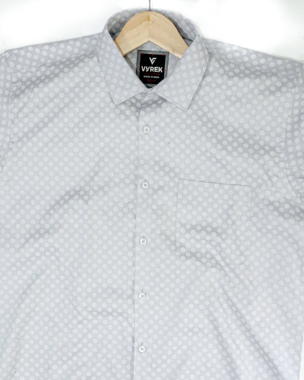 Men's Slim Fit Light Grey Textured Print Cotton Shirt