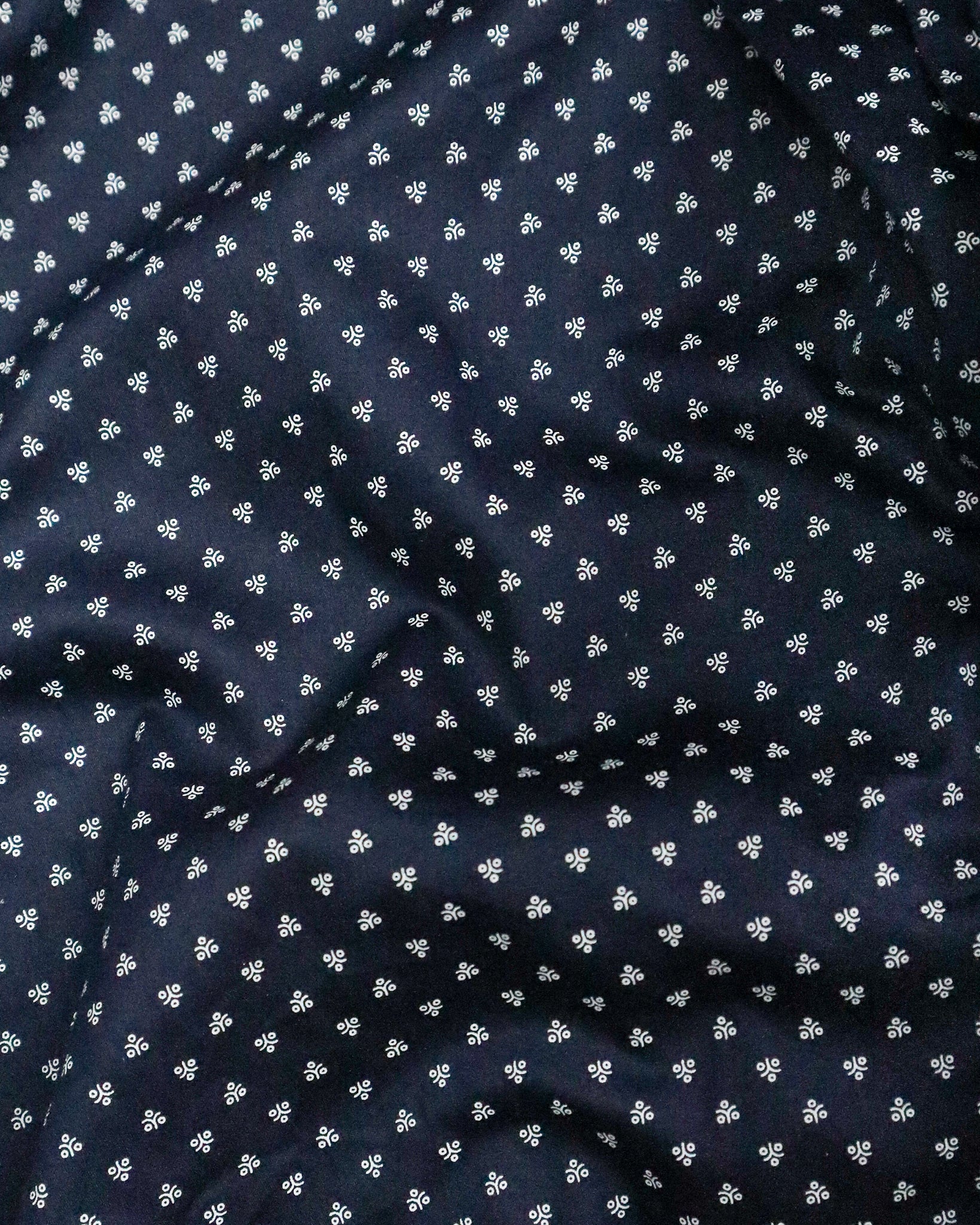 Men's Micro Print Cotton Satin Shirt | Navy Blue
