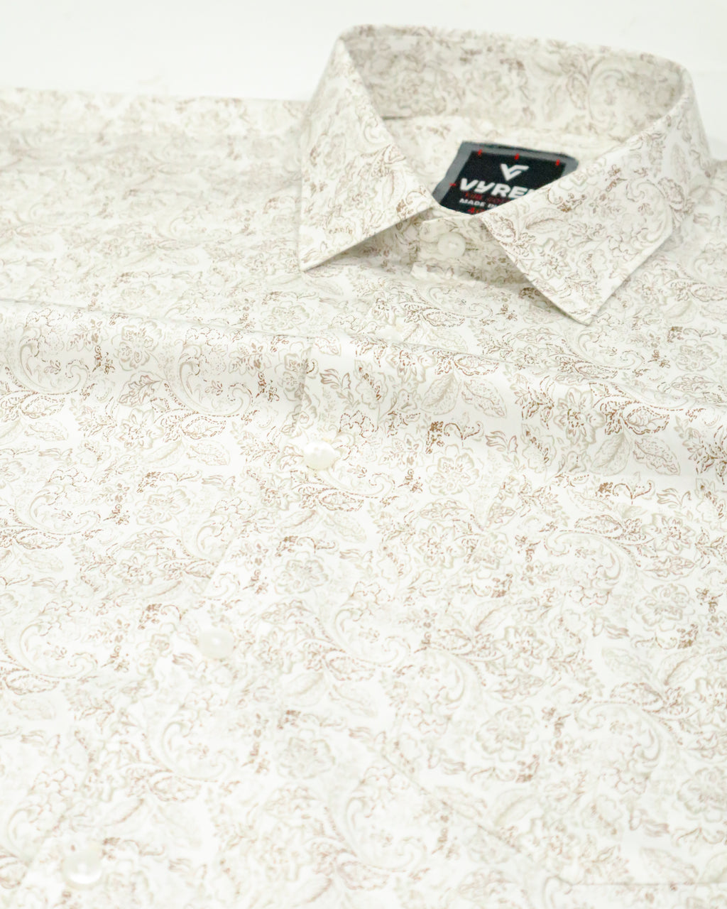 Men's Slim Fit Off-White Paisley Print Cotton Shirt